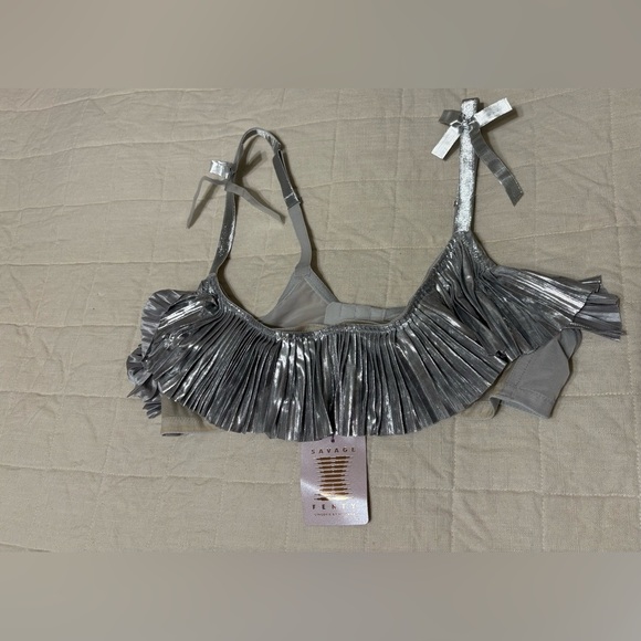 NWT Savage X Fenty Bra 40C Silver Metallic Pleated Bralette | Festival Lingerie - Picture 4 of 7